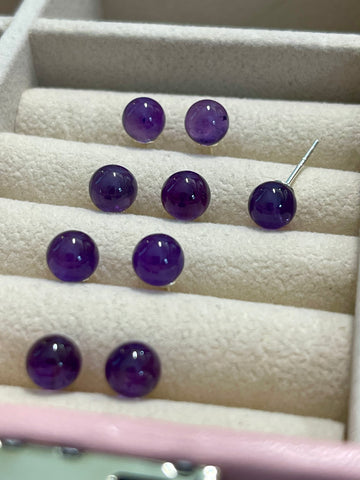 Amethyst Stud Earrings: S925