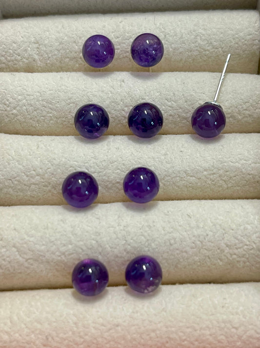 Amethyst Stud Earrings: S925